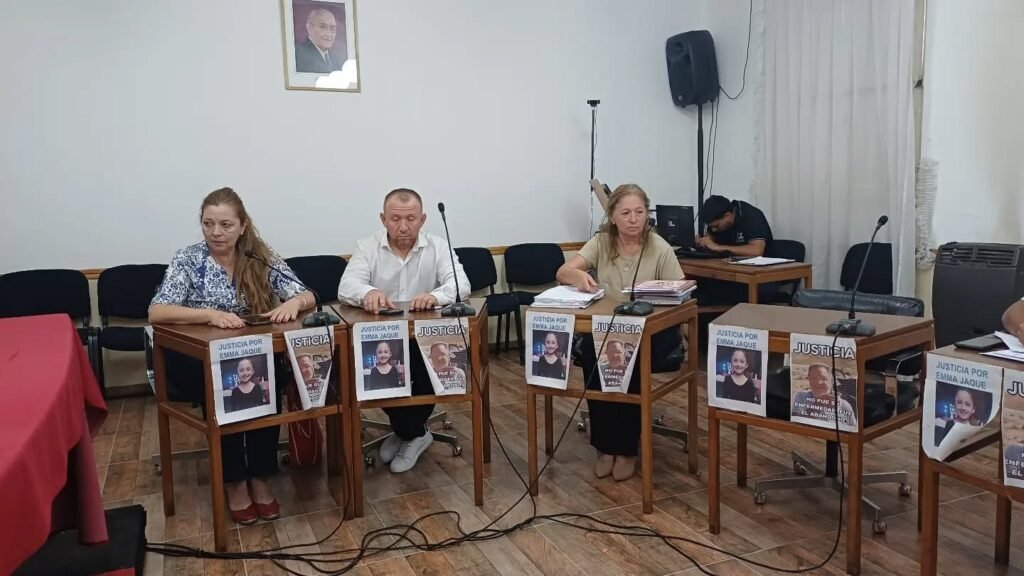 Dos fotos, dos historias y un mismo pedido de justicia que une a todos los concejales de Malargüe. 4 WhatsApp Image 2026 02 23 at 10.00.29 PM 1