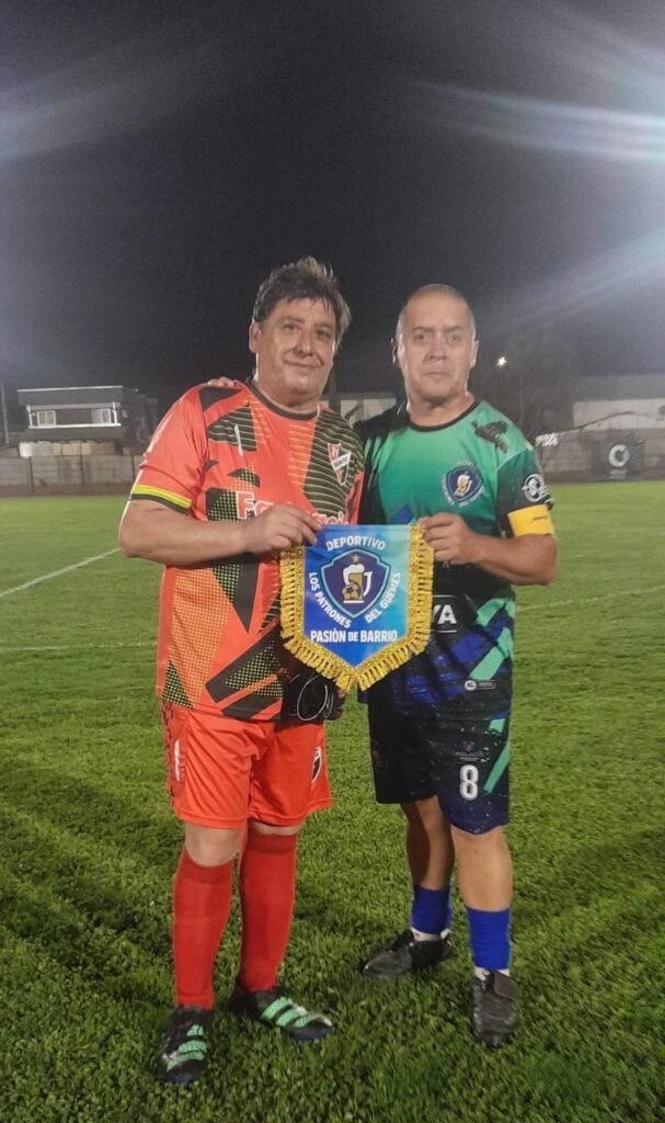 Fútbol y confraternidad entre Los Patrones y 21 de Mayo de Talca. 6 b2ab3e69 9b4a 4c3f accf af2995d80b2b 1