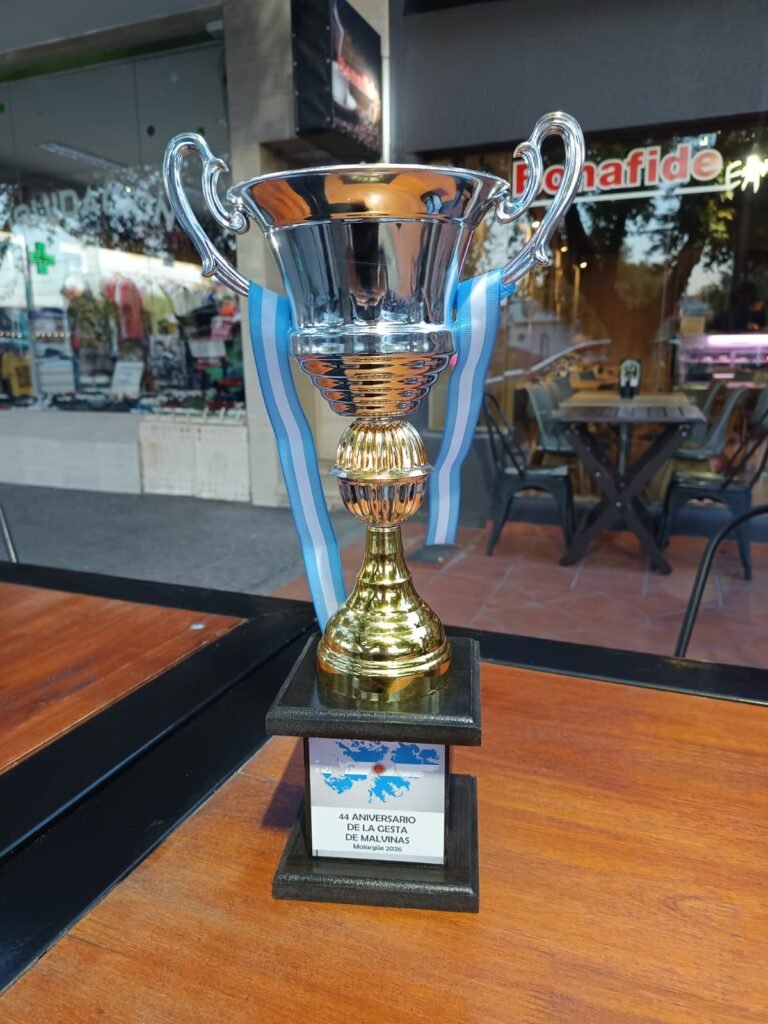 Servicios Públicos y La Margen FC no aflojan: siguen arriba en los Apertura 2026 6 WhatsApp Image 2026 04 05 at 9.27.19 AM