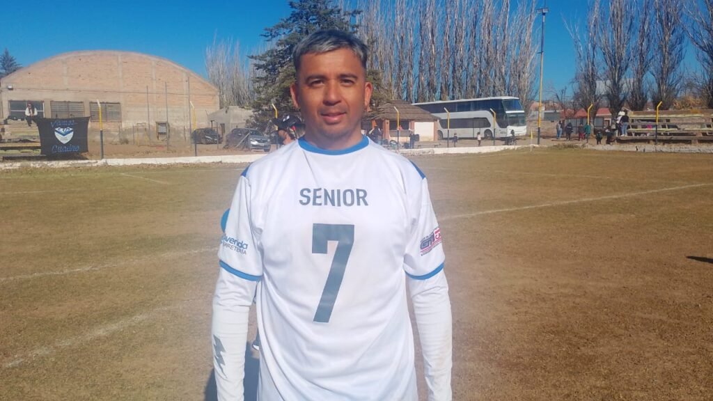 Cuadro Nacional gritó campeón en los penales ante Tercer Tiempo 6 Mauro Benitez