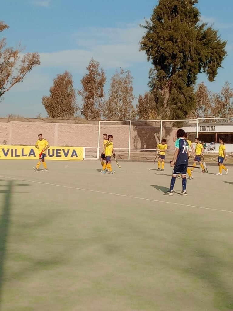 Dante Mesa vive un presente soñado en el hockey mendocino. 3 WhatsApp Image 2026 05 27 at 2.14.57 PM