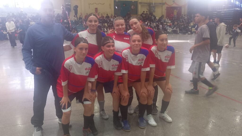 Jornadas Deportivas ESTIM: día de finales en vóley, básquet, balonmano y fútbol 5 6 DAD UNCuyo