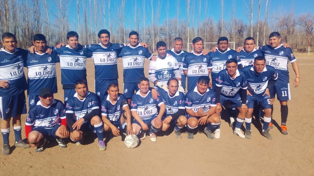 ud CAMPING COPA PLATA