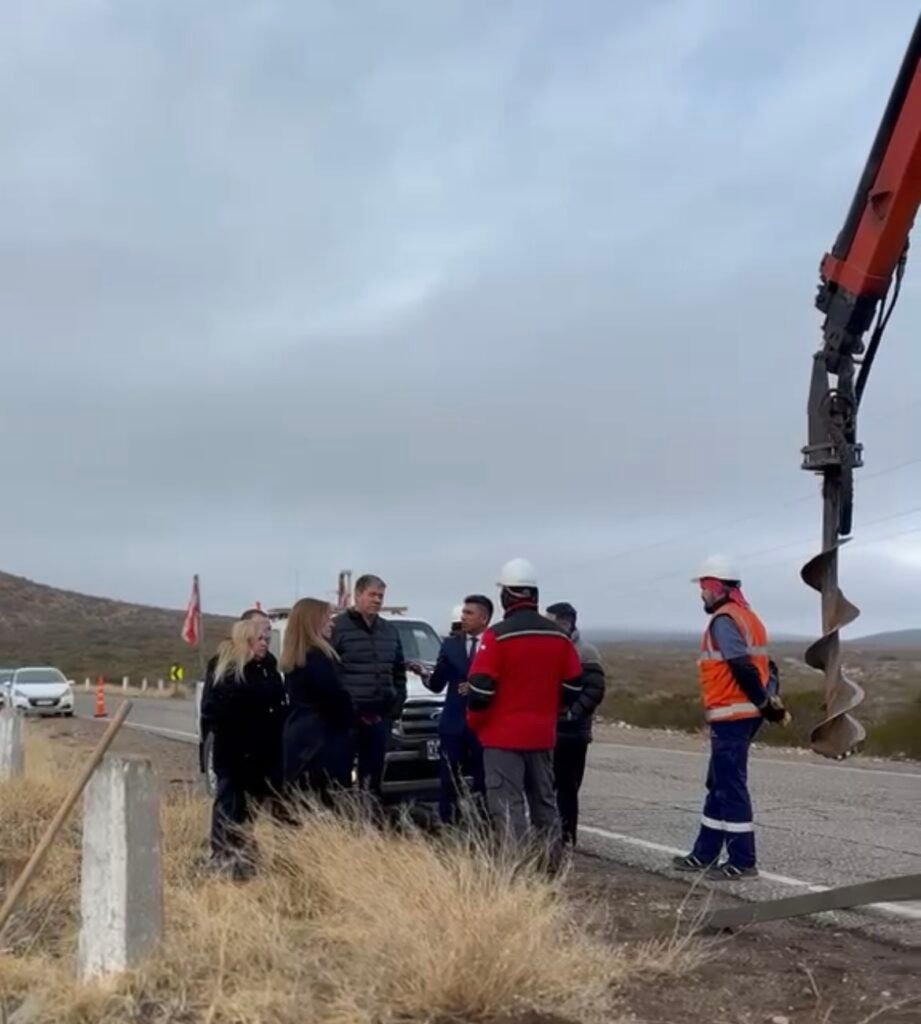 Concejales gestionaron medidas de seguridad y el puente del río Malargüe ya cuenta con nueva señalización. 1 IMG 7740