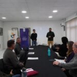 Avanza en un plan para mejorar la gestión de los residuos urbanos.