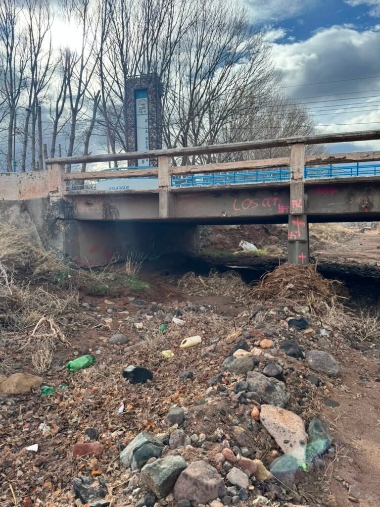 Arroyo La Bebida, al límite: vecinos advierten que una nueva crecida podría inundar a decenas de familias 2 WhatsApp Image 2026 08 25 at 10.58.57 AM 1