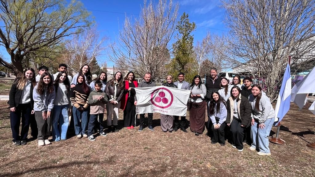 Una semana para construir paz: esculturas, mosaicos, grullas y un cierre junto a la comunidad. 3 IMG 0693