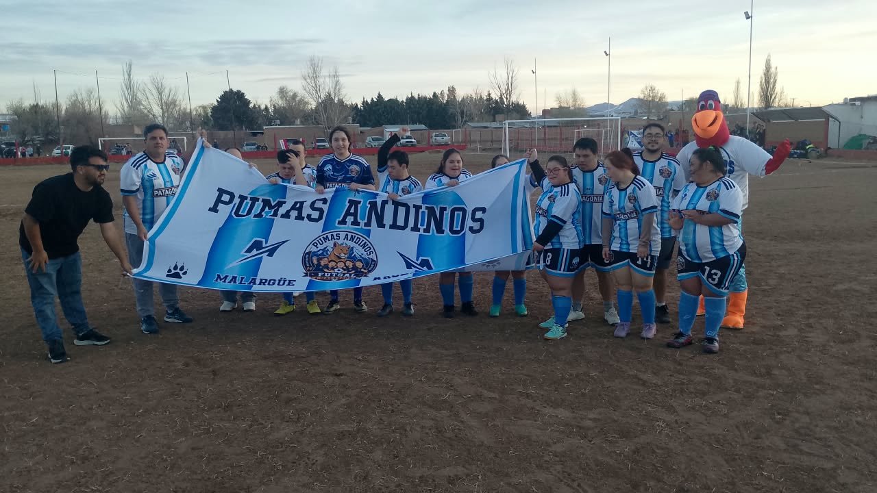 Volantes unidos presentó su Torneo de Fútbol Infantil Max Santos. 10 Imagen 8