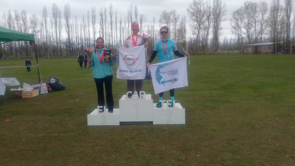 Los 21 K del Cross Trail El Cartel fueron para Duhan Medina y Mariela Rojas 1 Ganadoras 21k